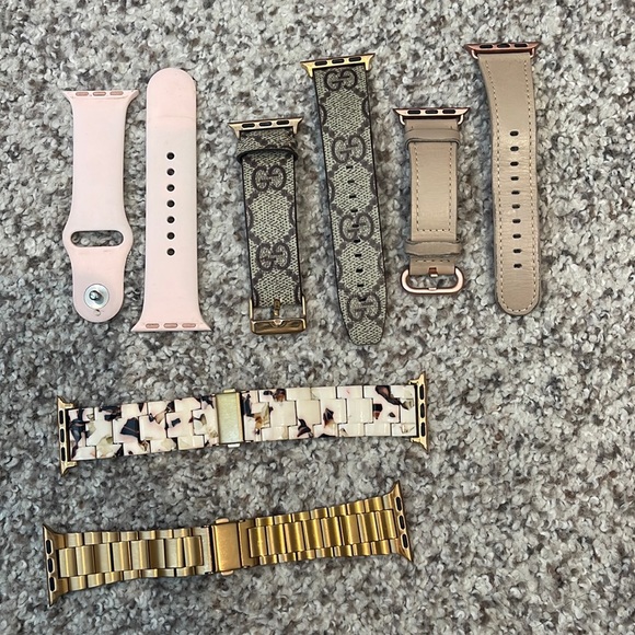 Accessories - Will fit Apple watches sized 38-40mm